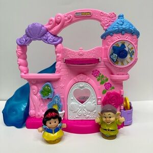 Little People Princess Castle + Snow White + Dwarf